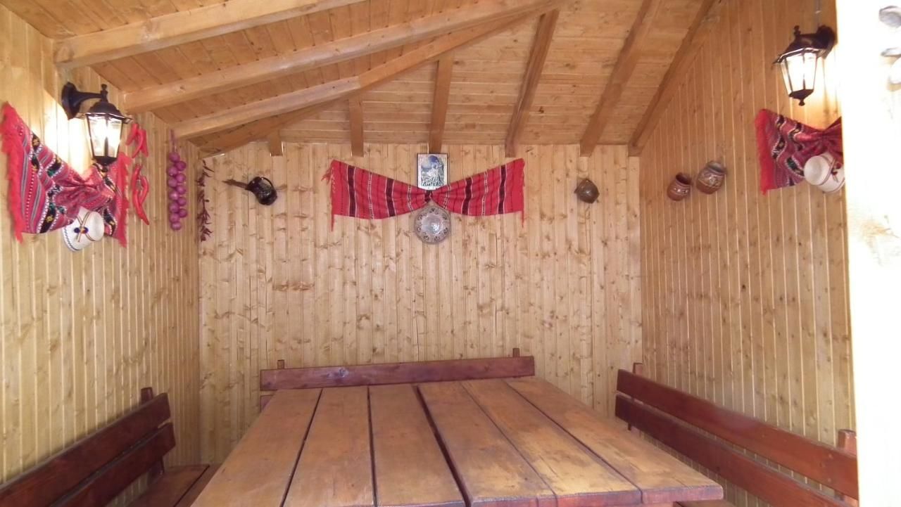 Гостевой дом Pensiunea Katalina 2 Буштени-21