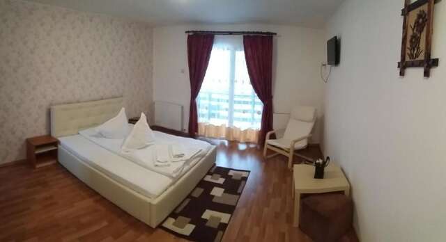 Гостевой дом Pensiunea Katalina 2 Буштени-48
