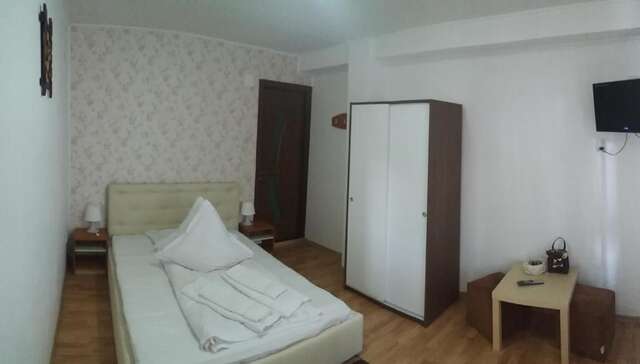 Гостевой дом Pensiunea Katalina 2 Буштени-50